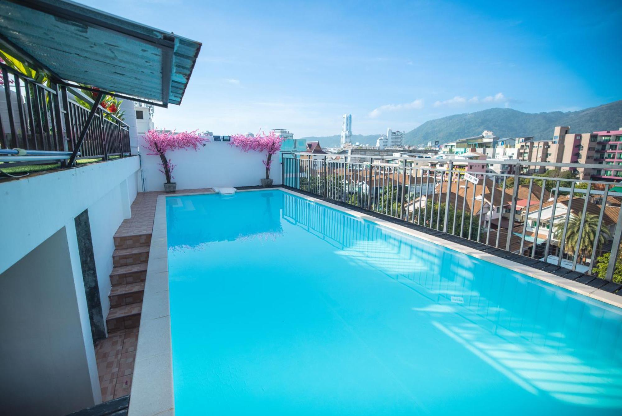 Happy 99 Guest House Patong Exterior photo